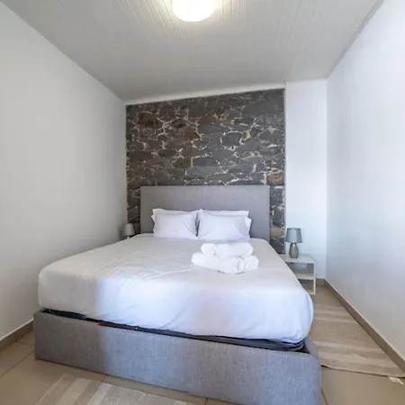 Atouguia * קלייטה