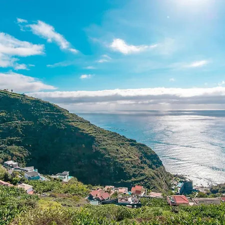 Atouguia Holiday home *