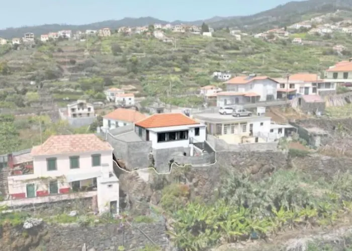 Atouguia Tatil Evi *